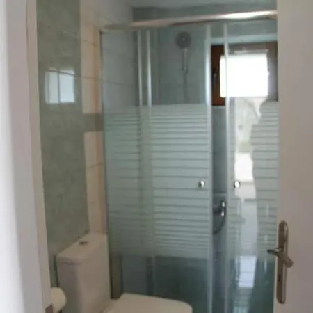 αριων Village & *