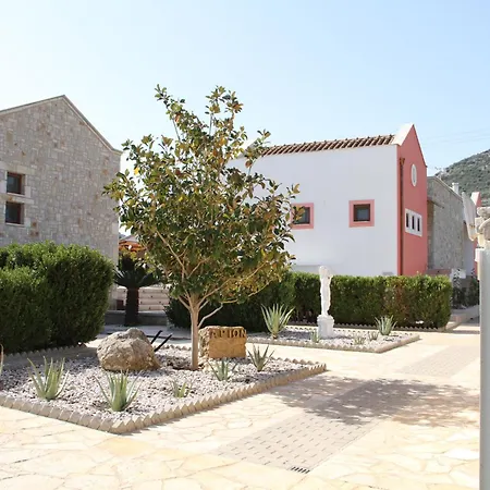 αριων Village & * Nafplio