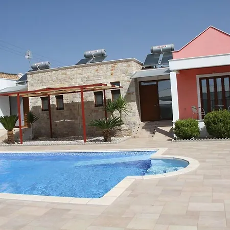 αριων Village & * Nauplia