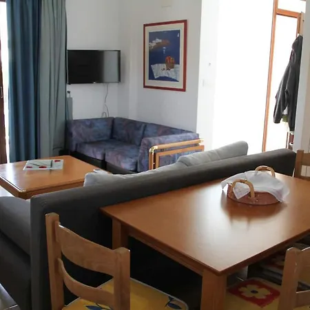 αριων Village & *