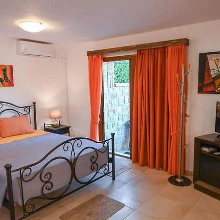 αριων Village & Apartamento *