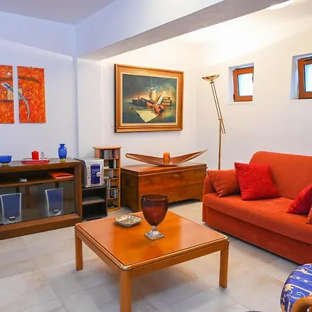 αριων Village &