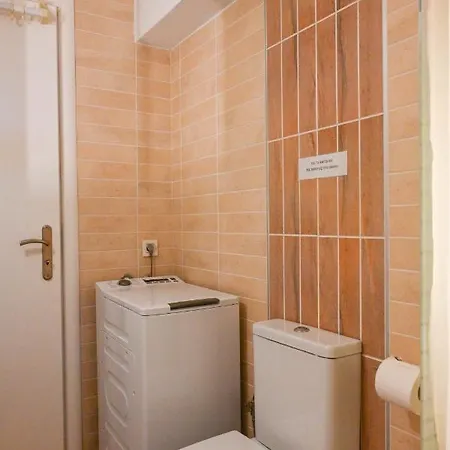 αριων Village & *