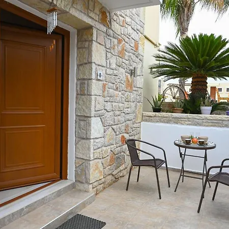 αριων Village & Apartamento *