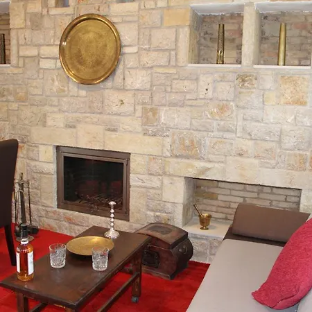 αριων Village & Nauplia