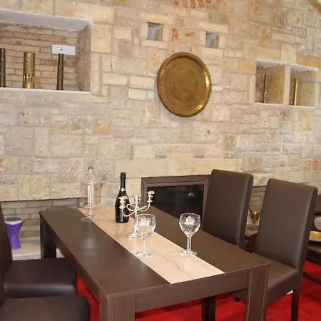 αριων Village & *