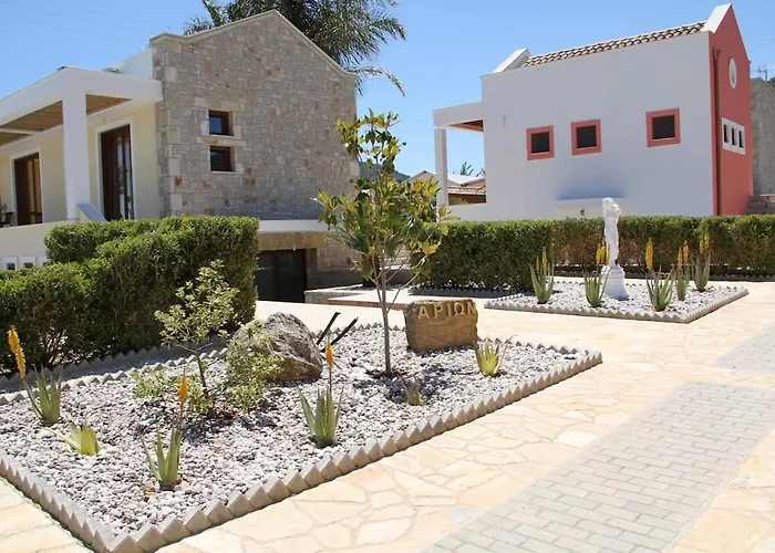 αριων Village & *