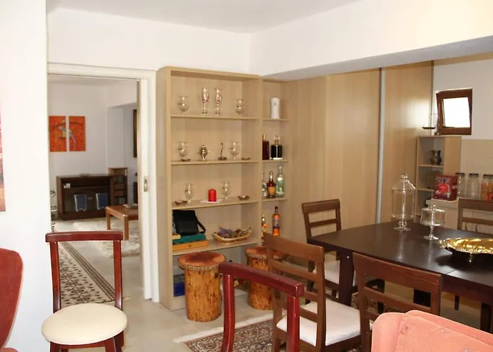 αριων Village & *