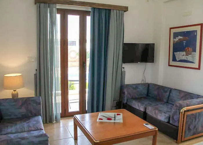 αριων Village & * Náuplia