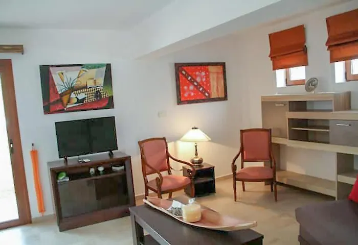 Apartamento αριων Village &