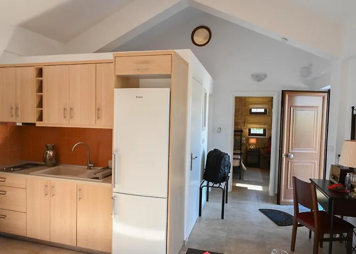 αριων Village & Apartamento