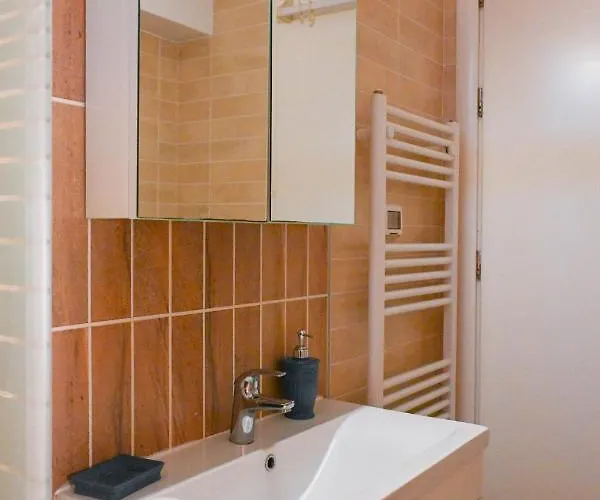 αριων Village & Apartamento Náuplia