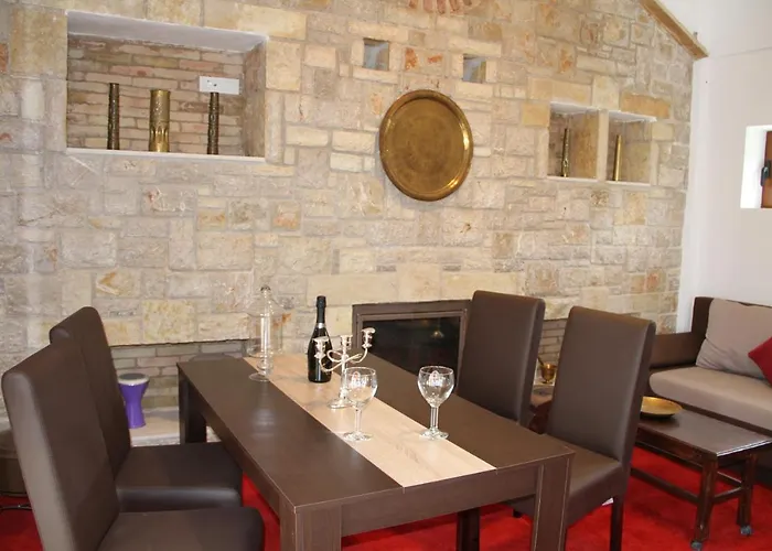 αριων Village & *