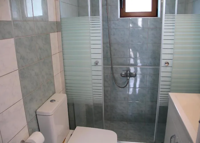 αριων Village & *