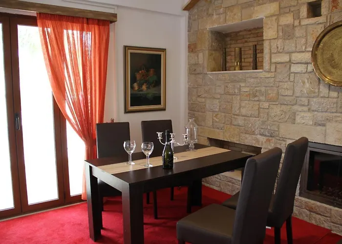 αριων Village & Apartamento *